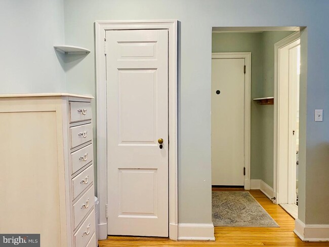 Photo - 21 Palmer Square W Unit D