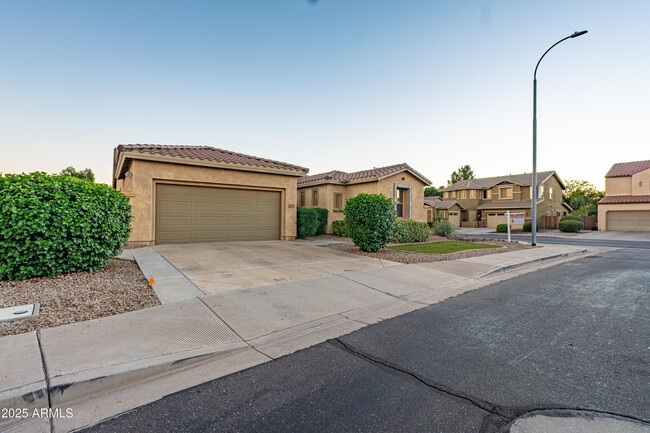 Photo - 453 W Lantana Pl