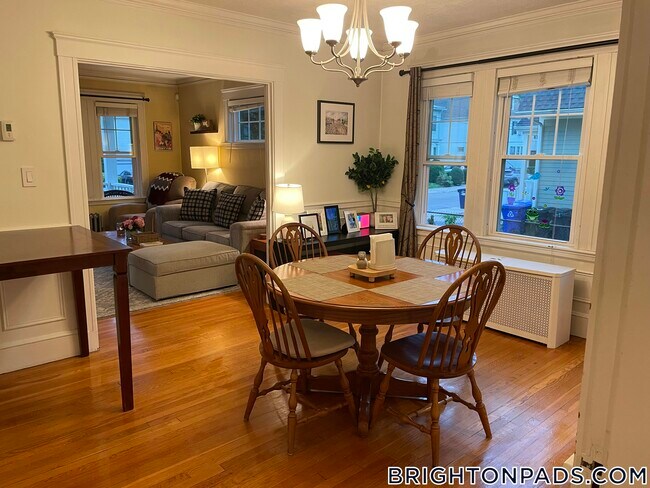 Photo - 30 Bothwell Rd Unit 1