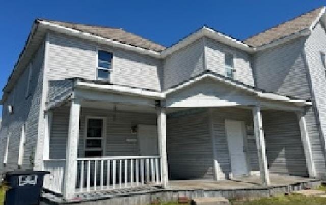 Building Photo - 335 1/2 Washington Ave