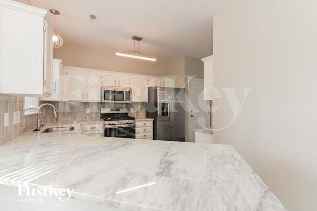 Photo - 7336 Rock Island Rd