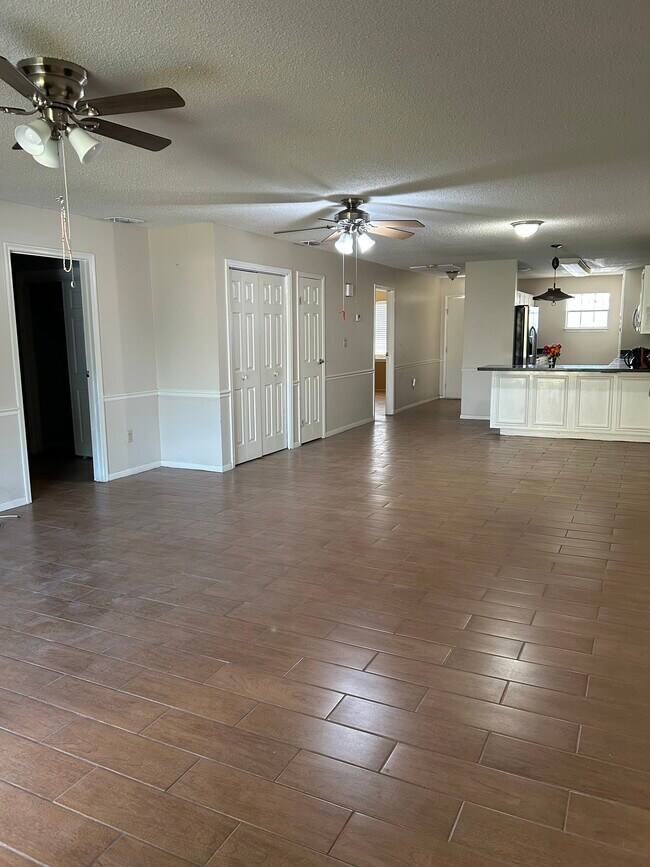 Photo - 700 W Fern Ave Unit 22