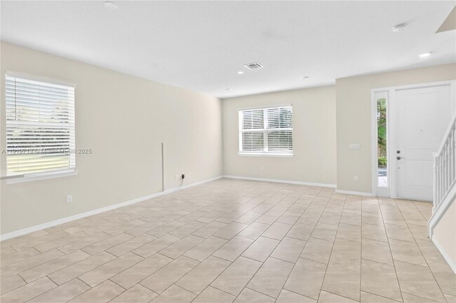 Photo - 4144 Greenway Dr