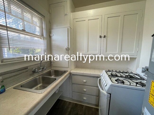 Photo - 625 Ohio St Unit 7