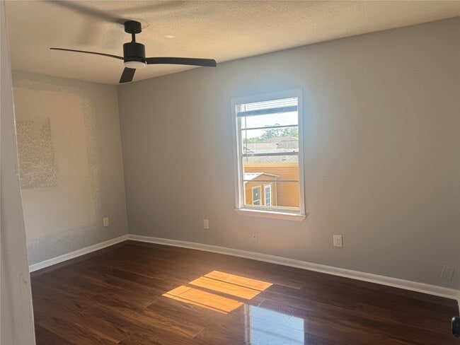 Photo - 13929 Eagle Pass St