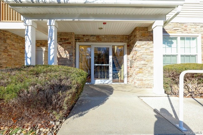 Building Photo - 937 Tower Ridge Cir