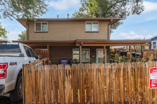 Photo - 257 S Eliot St