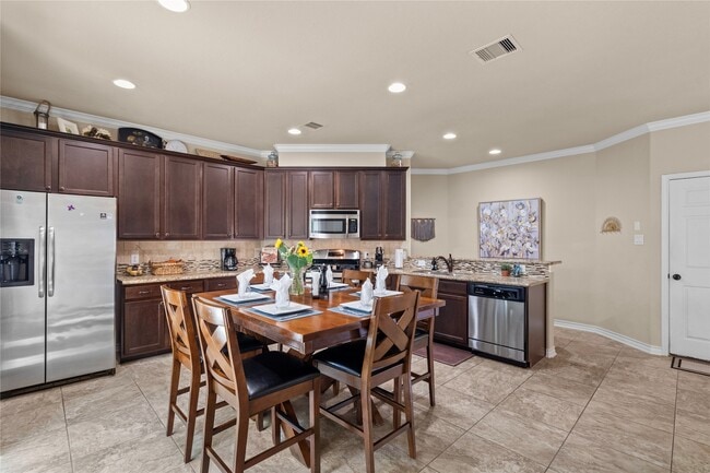 Photo - 1408 S Friendswood Dr