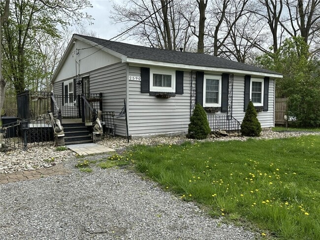 2590 Scottsville Rd
