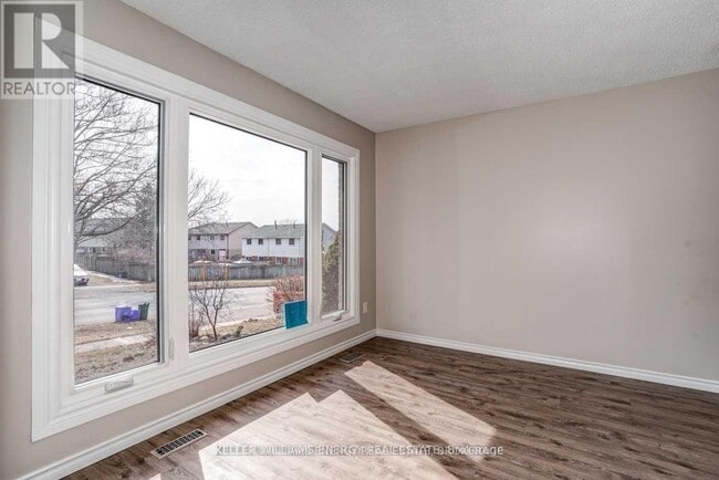 Photo - 1296 Cherrydown Dr