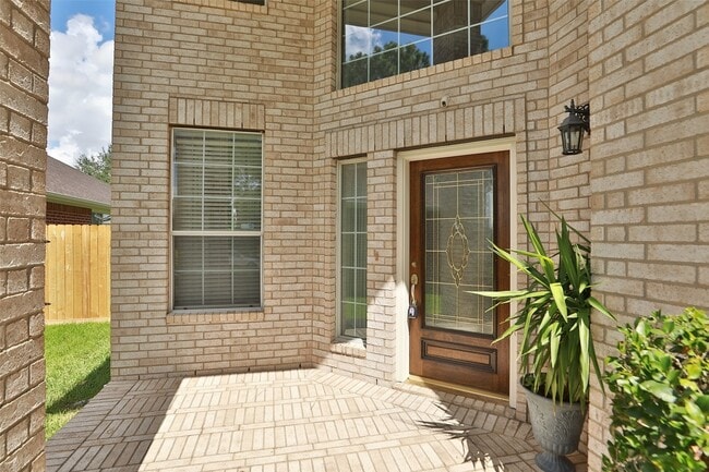 Photo - 6523 Trenton Lake Ln