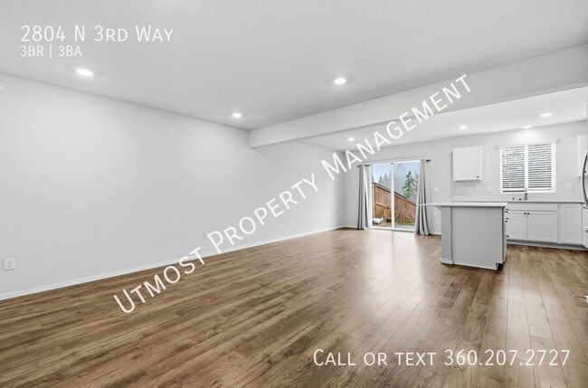 Photo - 2804 N 3rd Way