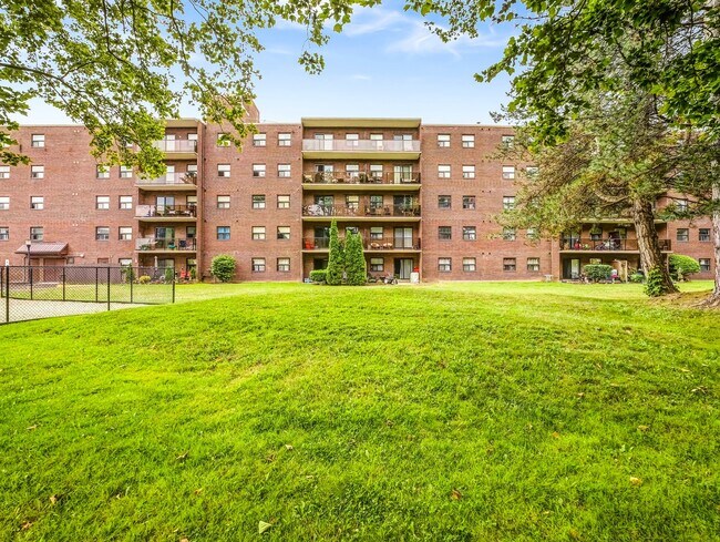 Photo - Heritage Place Apartments