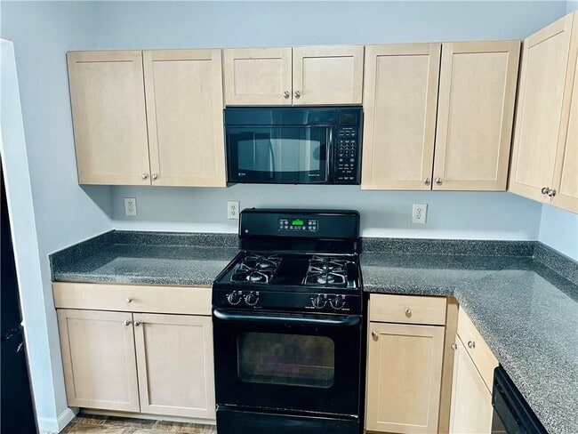 Photo - 6078 Oak Bend Ct