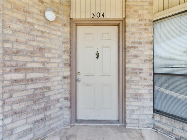 Photo - 3316 Guadalupe St Condo Unit 304