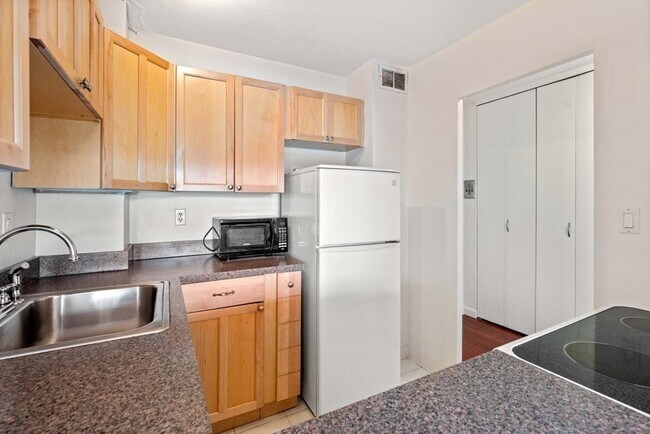 Photo - 65 Babcock St Apartment Unit 35