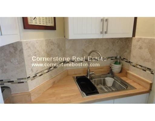 Photo - 65 Burbank St