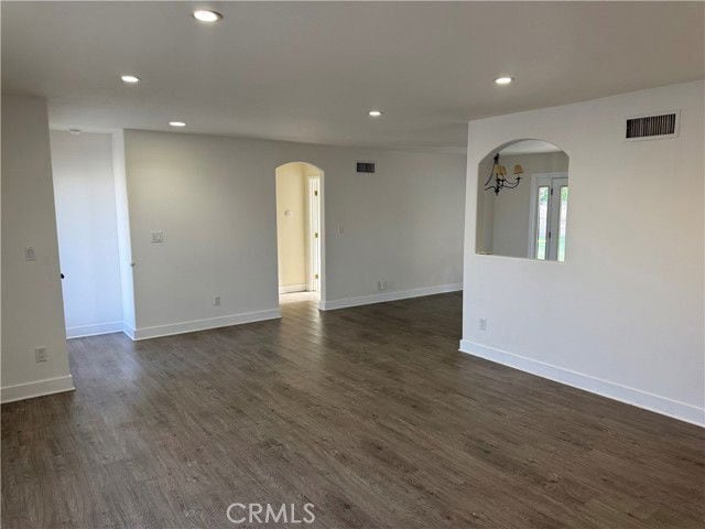 Photo - 23056 Lanark St