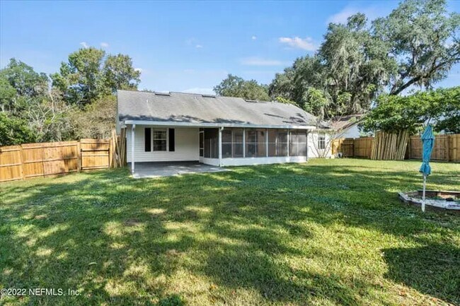 Photo - 10498 Rothbury Ct House