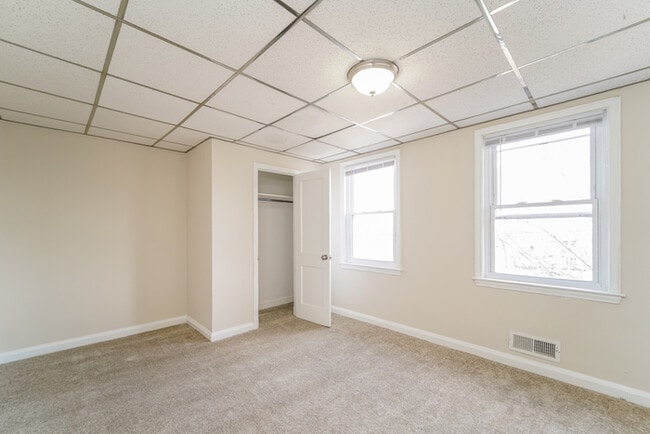 Photo - Charming 3 bedroom 1.5 bath townhouse in Dundalk