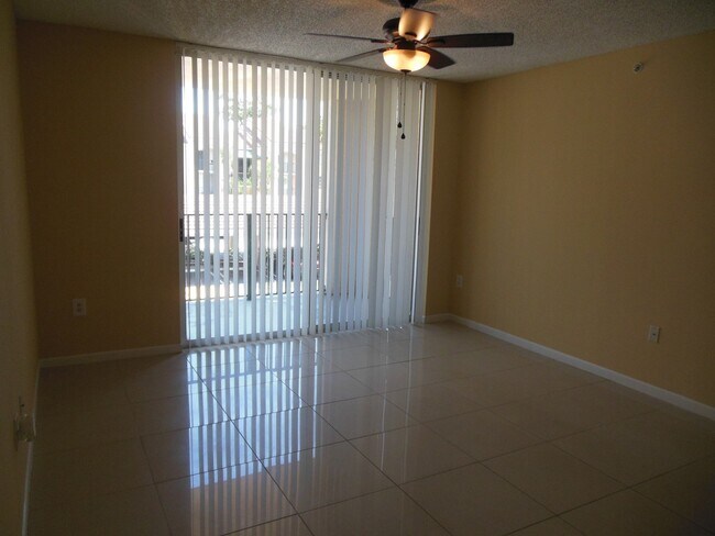 1743 Village Blvd