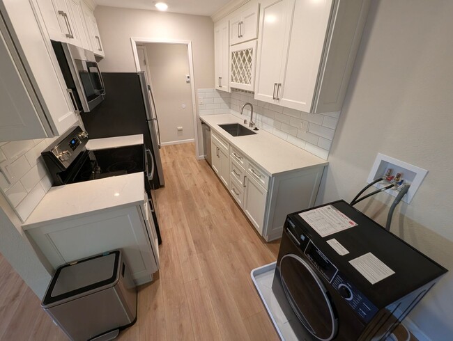 Photo - Spacious 2/1 Condo near BART Available Now!