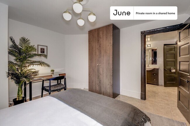 Room in Shared 3 bed/2 bath home in Capitol Hill
