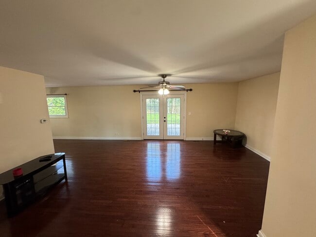Photo - 7101 Longmeadow Ln