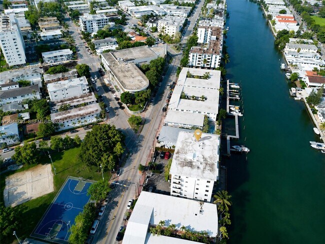 Photo - 8024 Tatum Waterway Dr Unit 6B