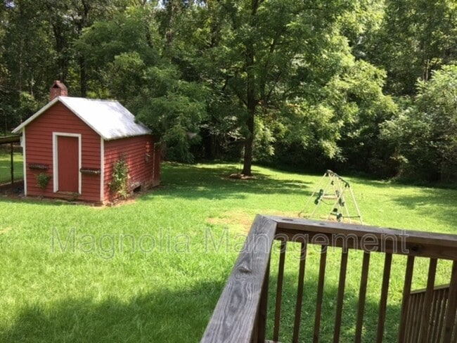 Photo - 471 Shepard Rd