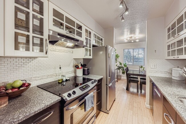 Photo - 7451 Bradburn Blvd