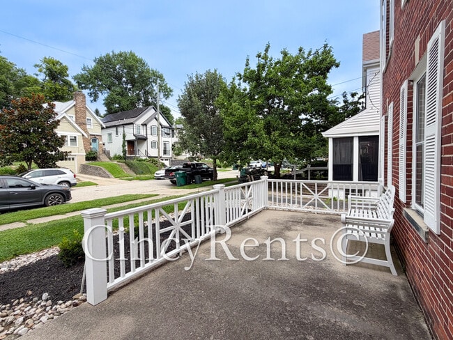 Photo - 3434 Ault View Ave