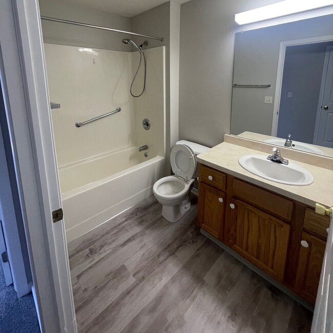 Swiss Chalet Apartments