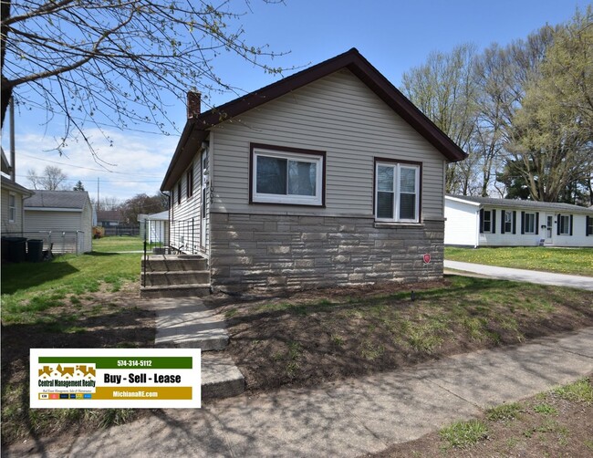 3 bedroom 1 bath Mishawaka IN home for rent - 3 bedroom 1 bath Mishawaka IN home for rent