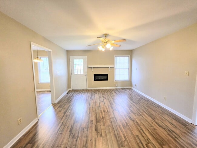 Photo - 1179 Butterwood Cir