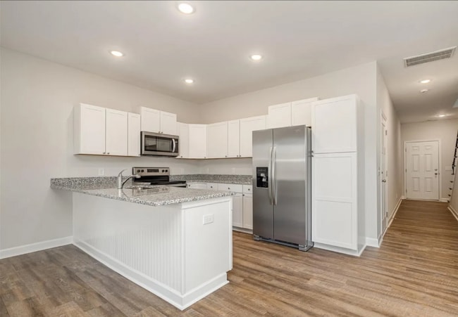 Photo - 2870-2874 Fay Jones Rd Unit 2870 Fay Jones Rd