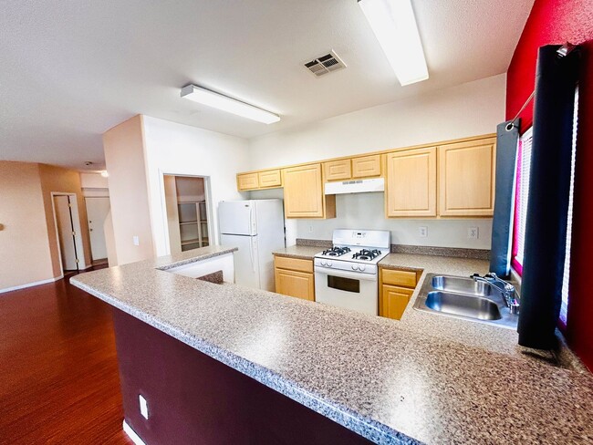 Photo - 2-BDRM, 2.5-bath Dual primary suites