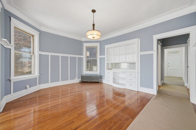 Photo - 7442 S Langley Ave