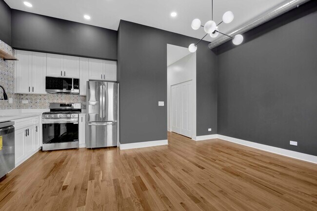 Photo - 1956 W 21st Pl