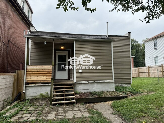 Photo - 227 E Marceau St
