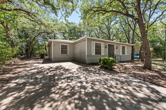 Building Photo - 2517 Weiler Blvd Rental