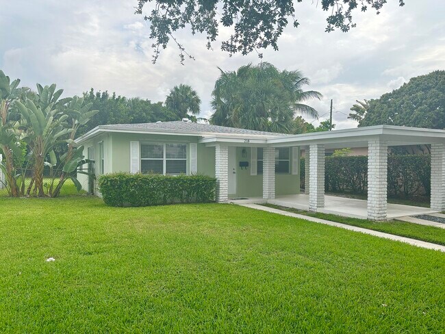 Photo - 218 Seville Rd