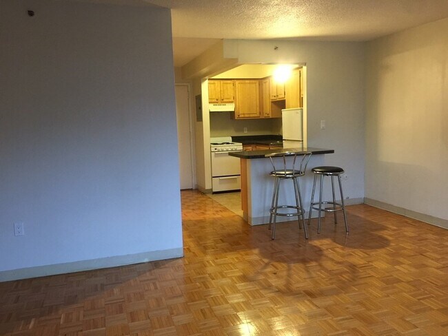 Photo - 1025 Hancock St Unidad 1K