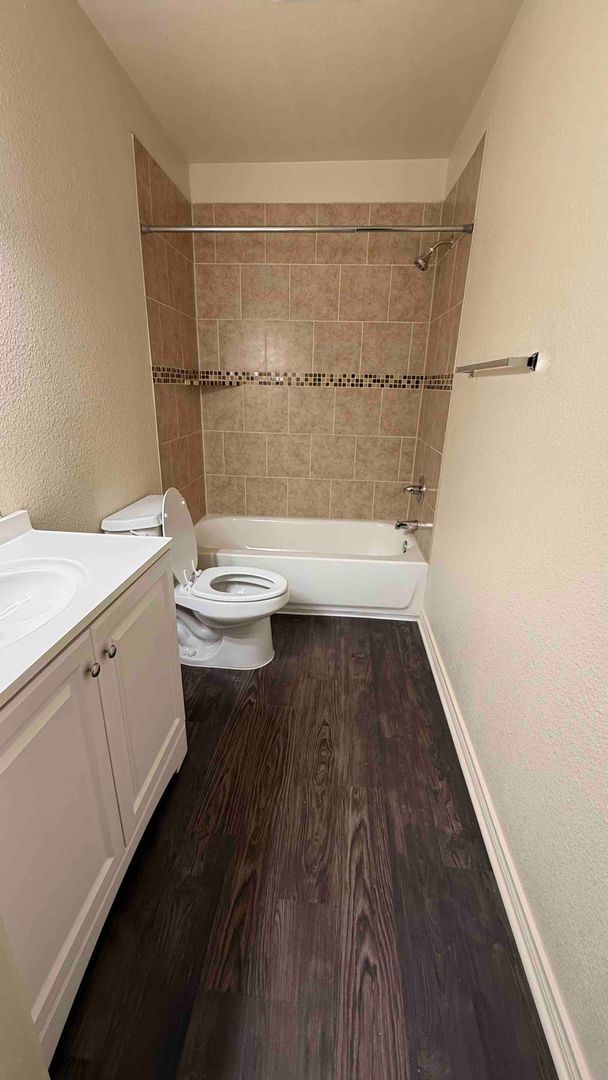 Photo - 4 Bedroom/2 Bath Home- Walking distance to...