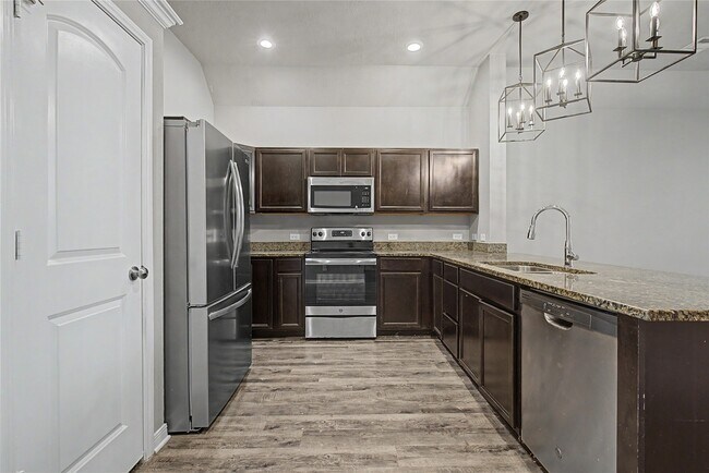 Photo - 2134 Markley Dr