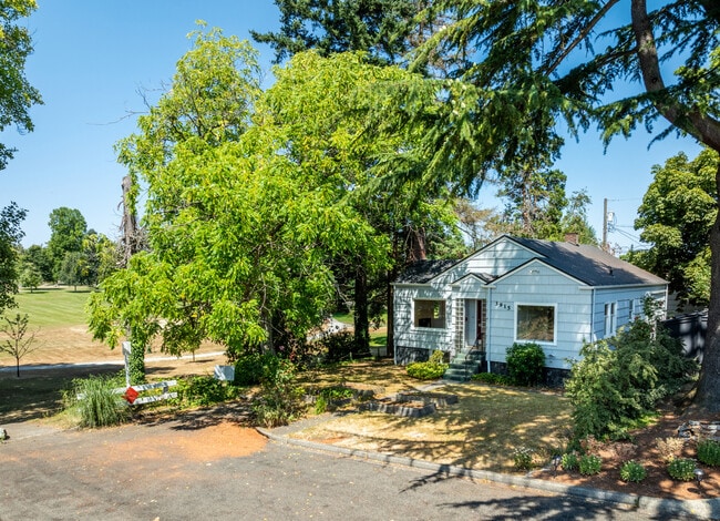 Building Photo - 3915 N 8th St Rental