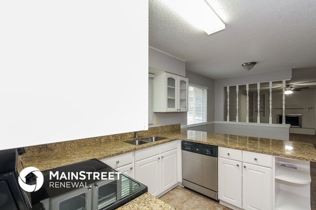 Photo - 7008 Wannamaker Ln