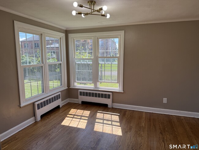 618 Willard Ave