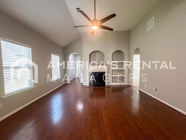 Photo - Beautifully Renovated Ranch-Style Home for Rent!!! View with 48 Hours Notice!
