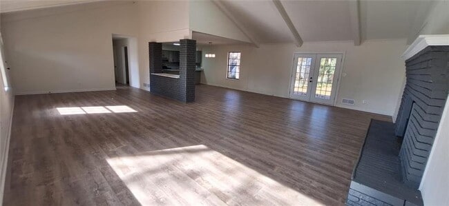 Photo - 487 Embry Ln NE